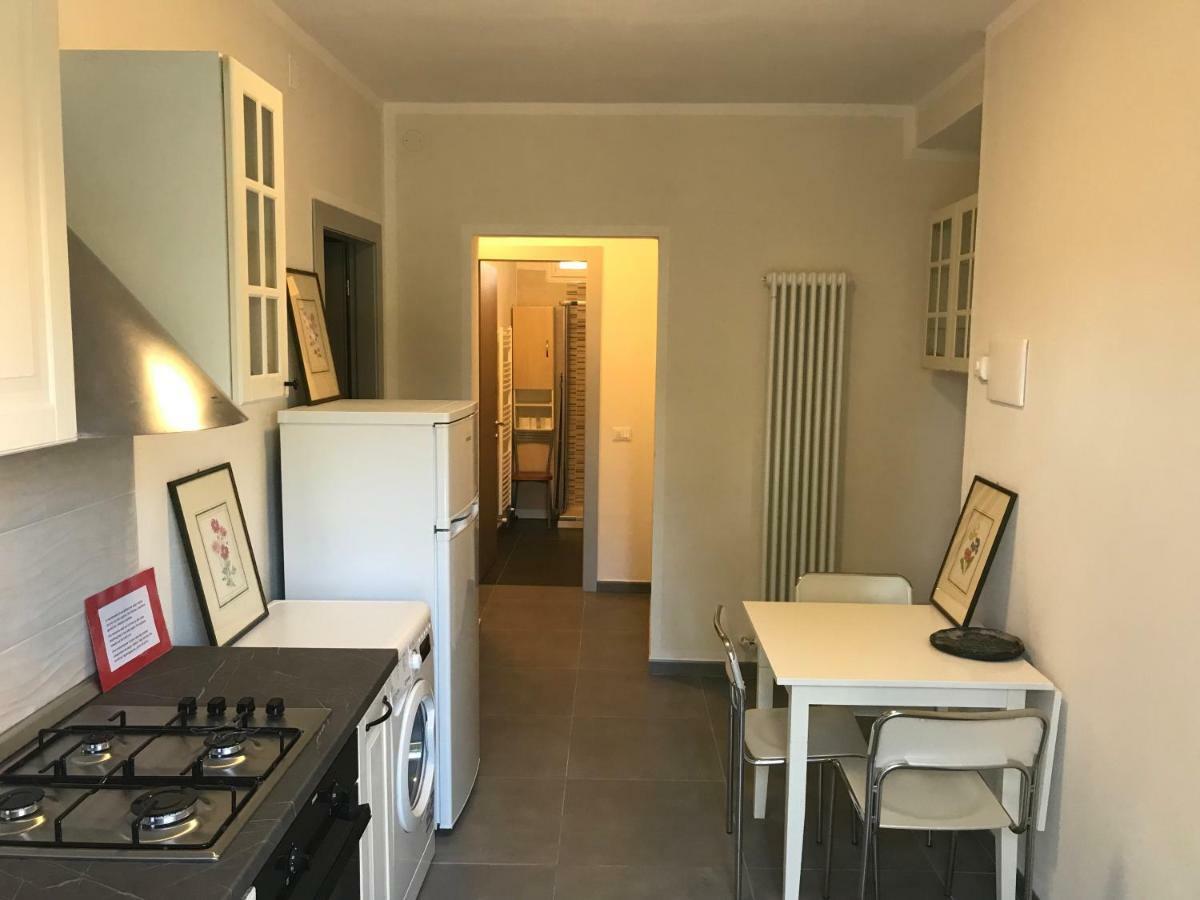 Alloggio Ideale Per 5 Terre E Per Via Francigena Apartment ซาร์ซานา ภายนอก รูปภาพ