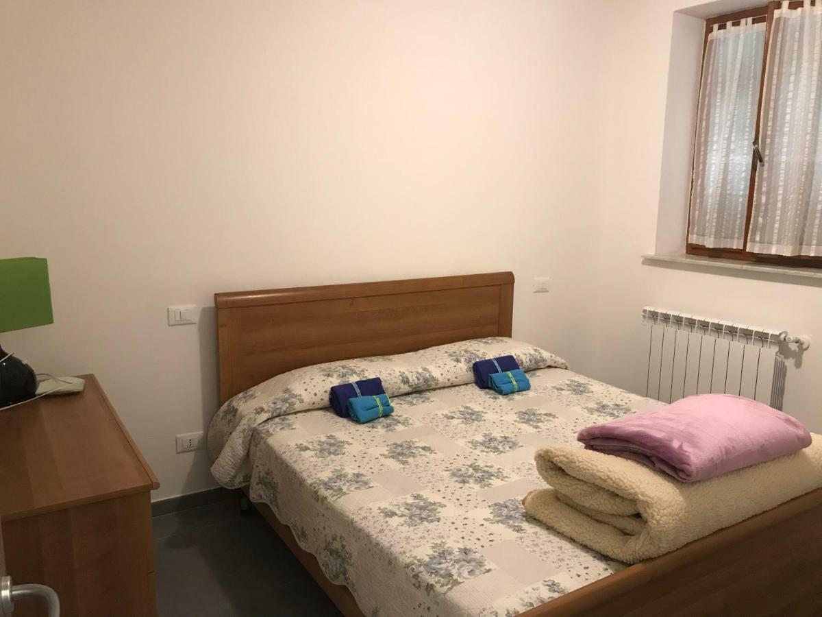 Alloggio Ideale Per 5 Terre E Per Via Francigena Apartment ซาร์ซานา ภายนอก รูปภาพ